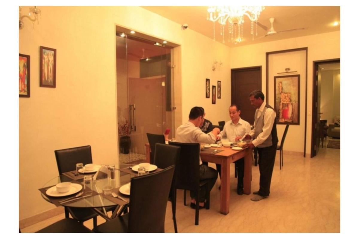 Indiyaah Inn Gurgaon Exterior foto