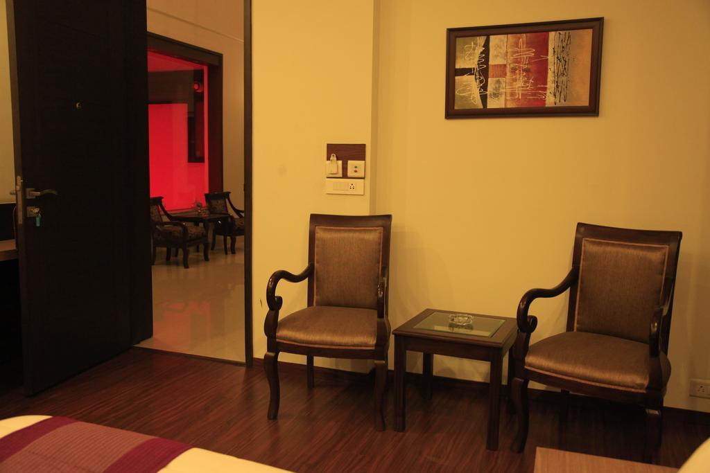 Indiyaah Inn Gurgaon Quarto foto